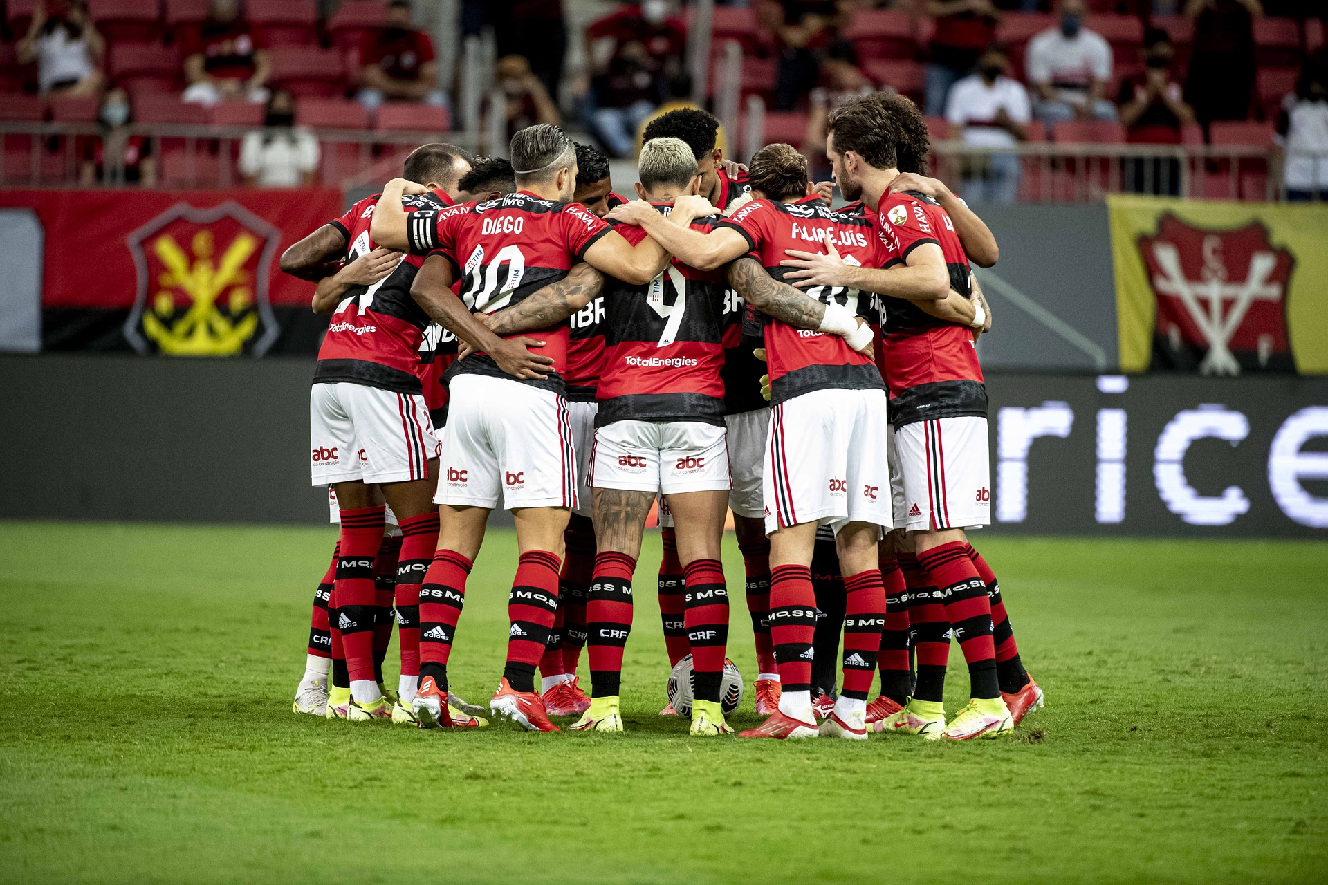 Flamengo em 2024: Uma Perspectiva Promissora para os Rubro-Negros!