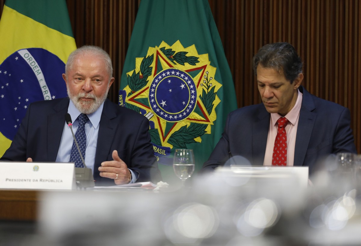 Lula confirma isenção de Imposto de Renda para até dois salários mínimos; entenda