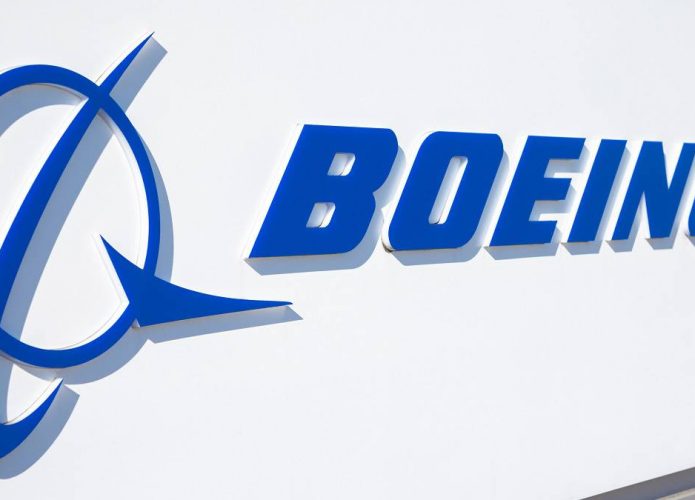 Em meio à crise, Boeing anuncia saída de CEO da empresa