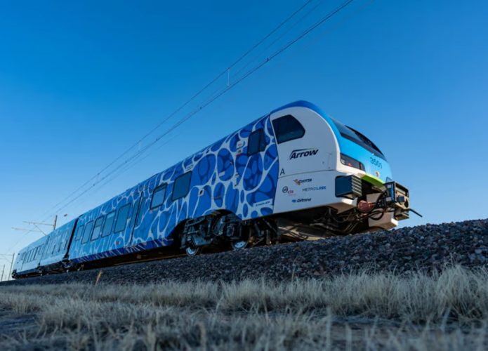 Trem viaja mais de 2,8 mil km com um só tanque de hidrogênio