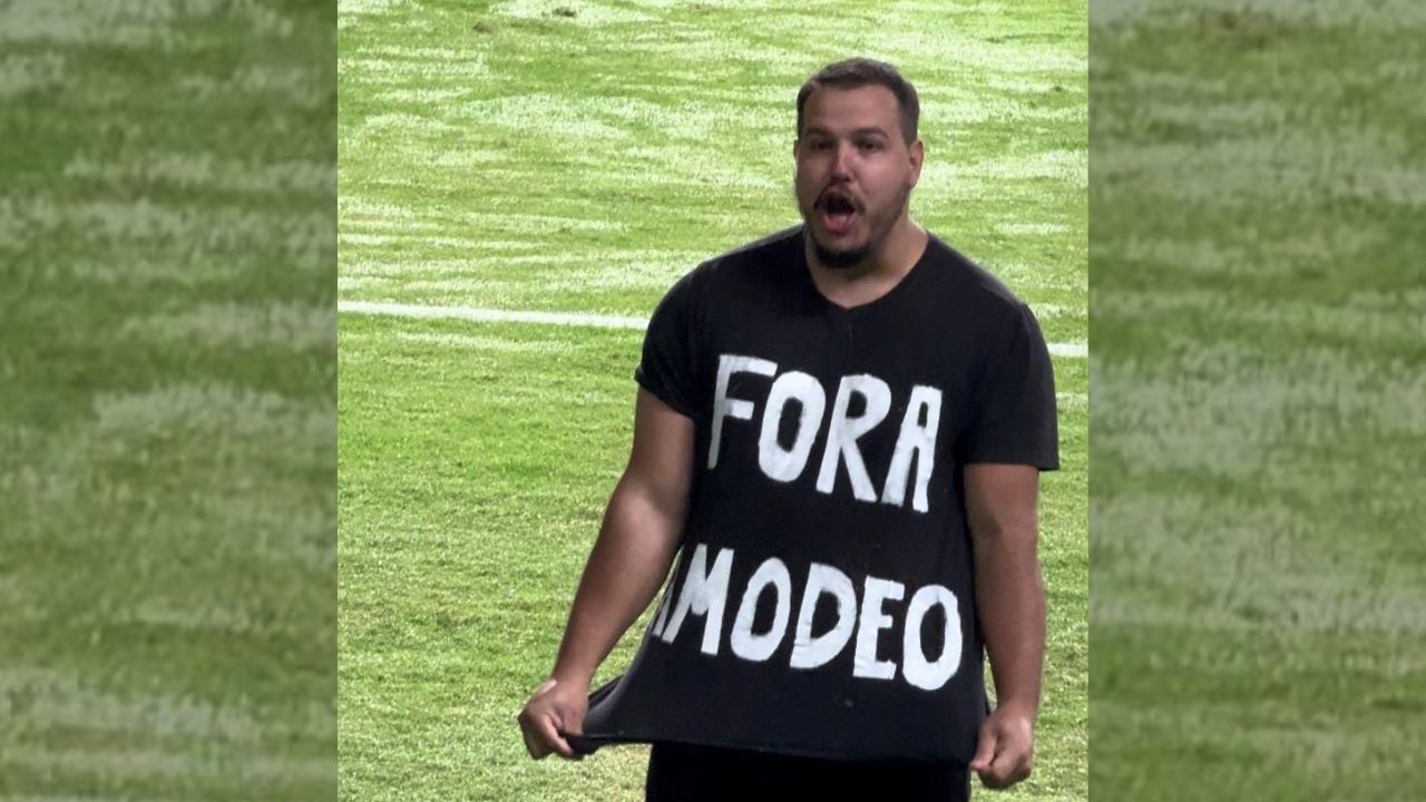 Torcedor que protestou em campo contra Amodeo desabafa