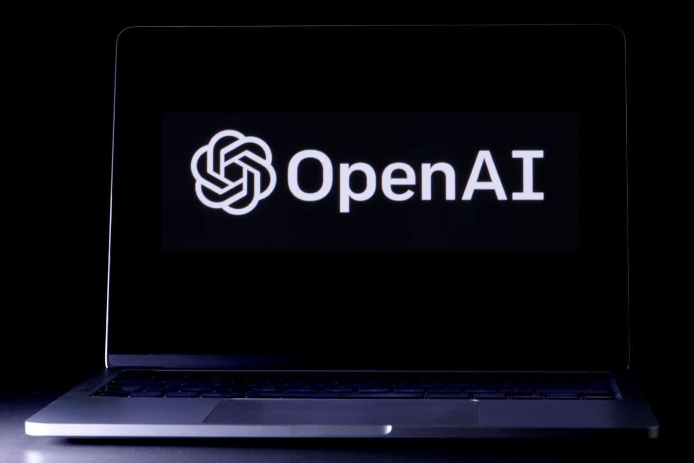 OpenAI e Reddit firmam acordo para treinar IA com publicações