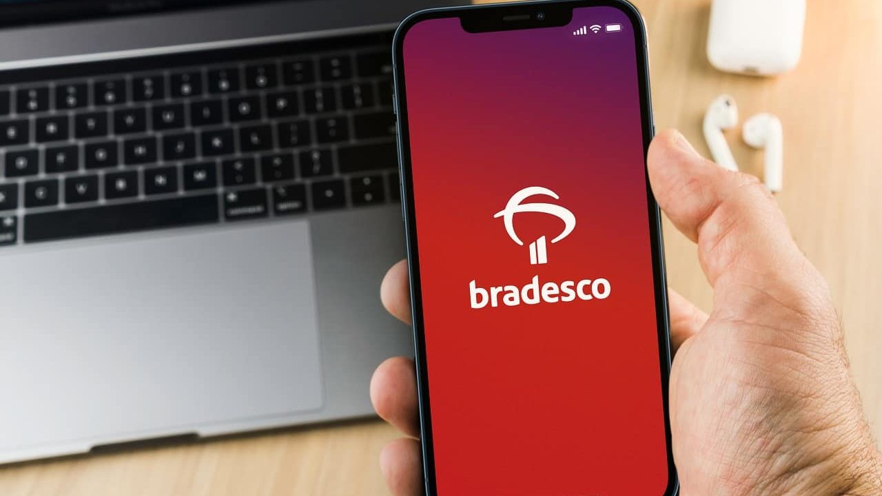 Bradesco fora do ar? Clientes reclamam de falhas no Pix